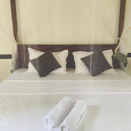 Pearl Gardens Midigama Hotel Luaran gambar