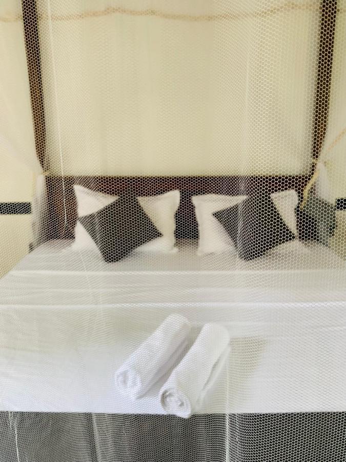Pearl Gardens Midigama Hotel Luaran gambar